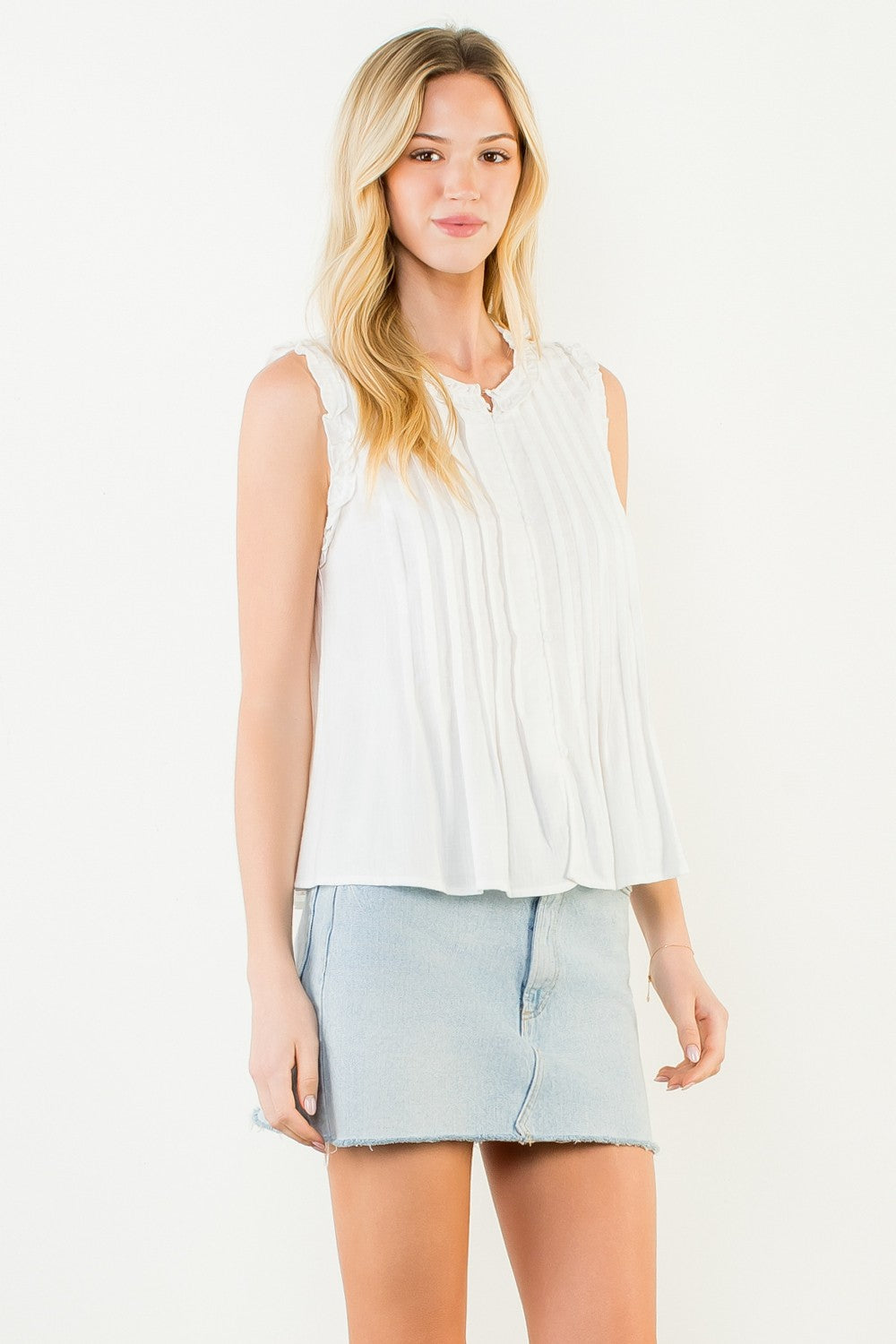 SLEEVELESS RUFFLE DETAIL TOP