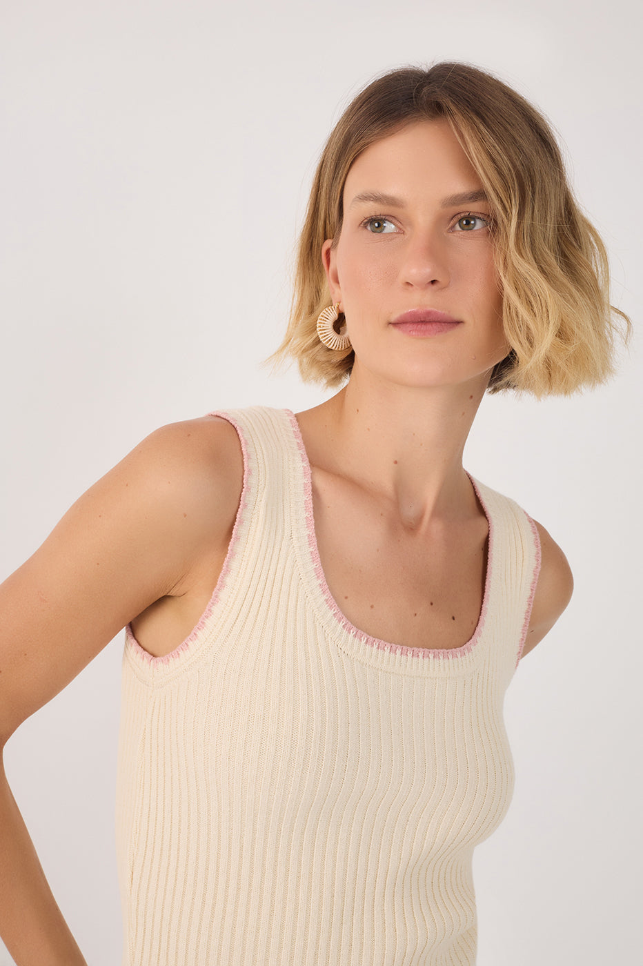 Whip Stitch Rib-knit Tank