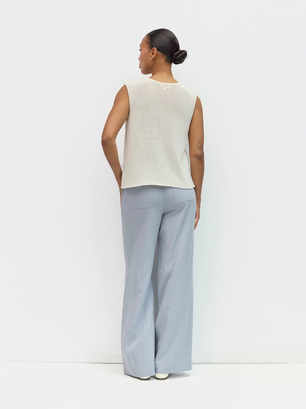 THE MOLLI TOP