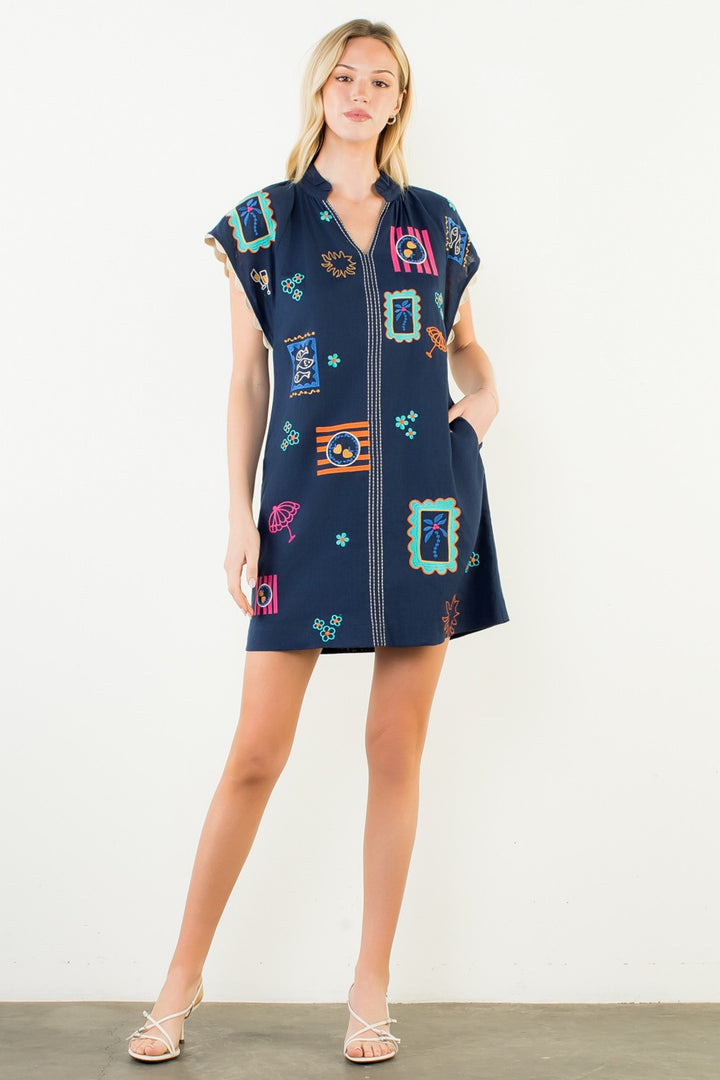 SHORT SLEEVE EMBROIDERY DETAIL DRESS