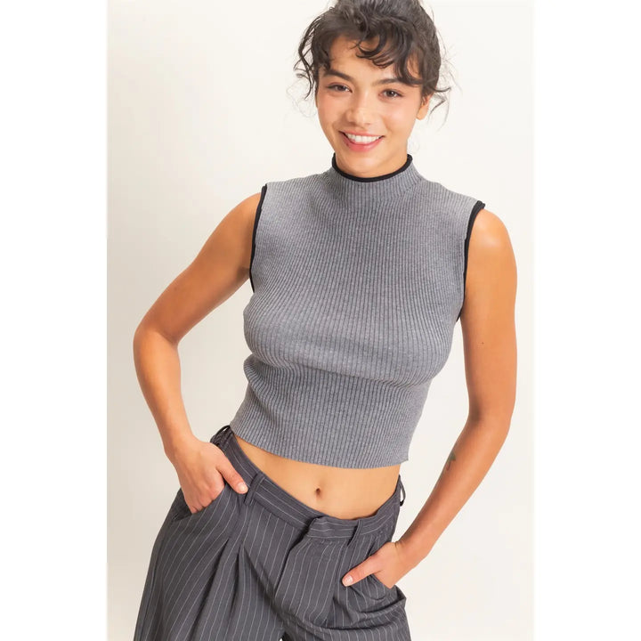 RIBBED MOCK NECK SLEEVELESS TOP