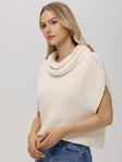 CATE SLEEVELESS TURTLENECK SWEATER