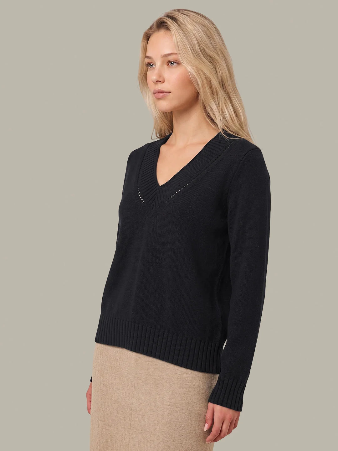 VIRGINIA V NECK PULLOVER