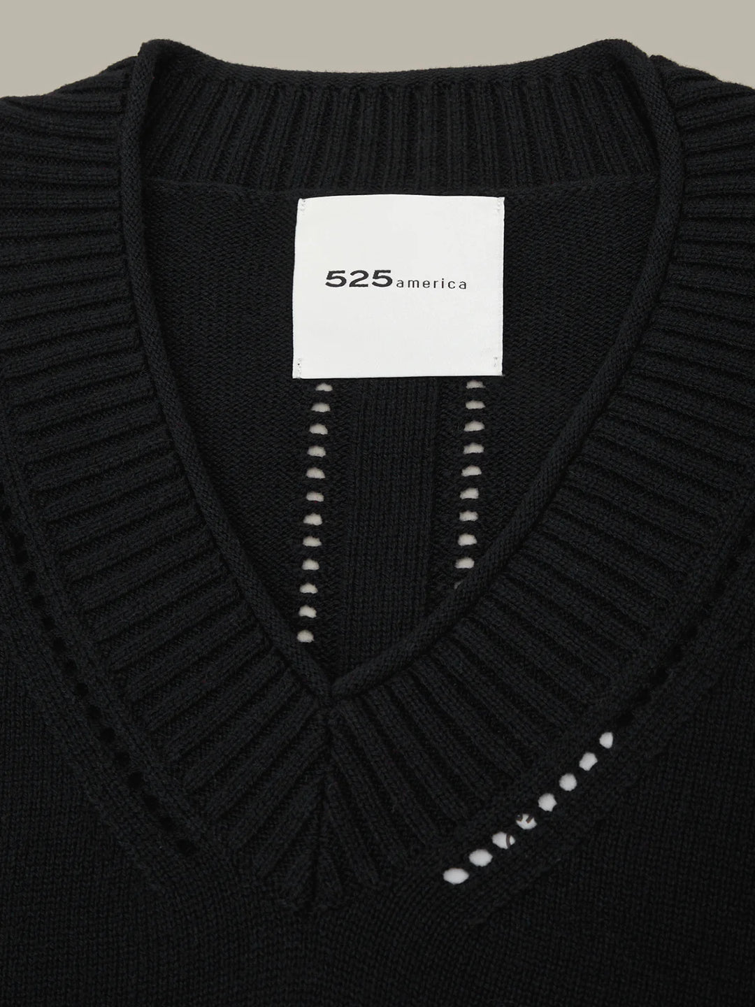VIRGINIA V NECK PULLOVER