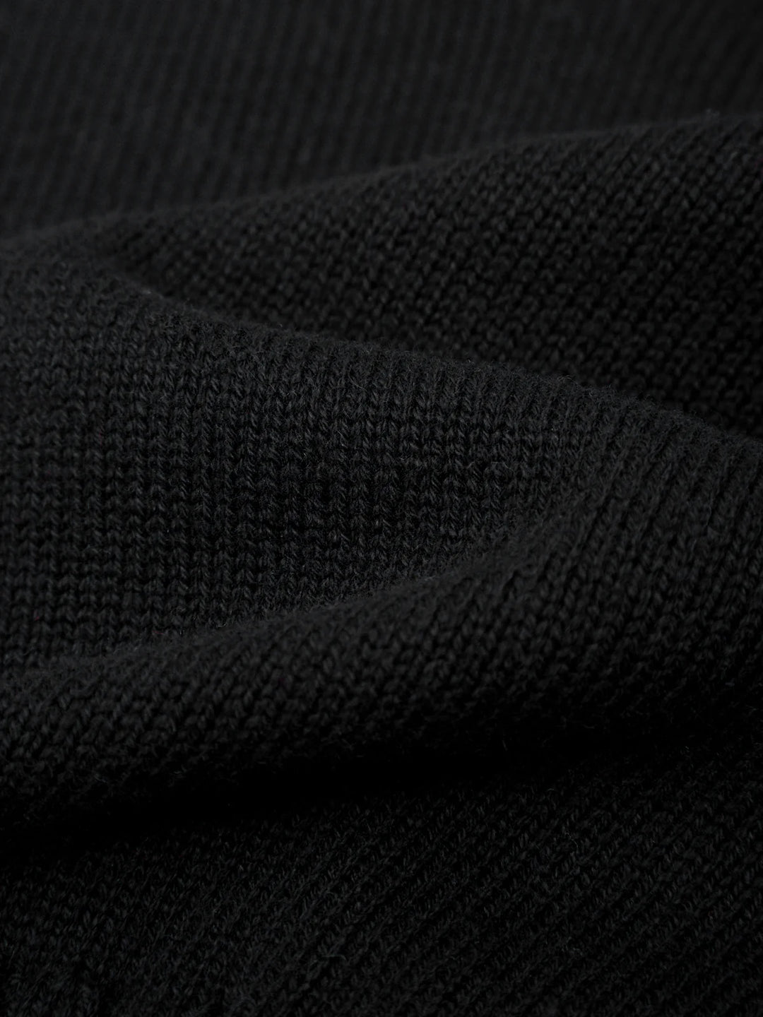 VIRGINIA V NECK PULLOVER