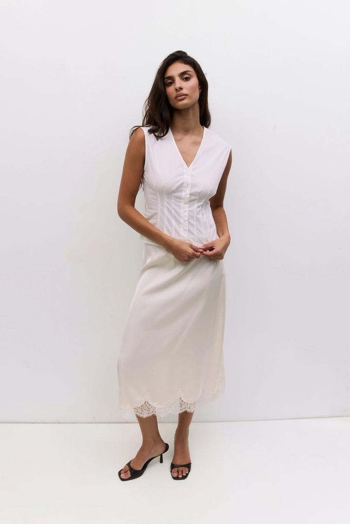 THE VICKY TOP