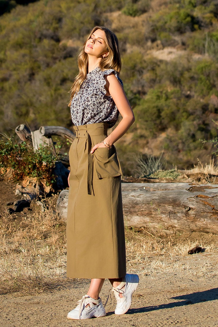 RUFFLE SLEEVE CHEETAH PRINT TOP