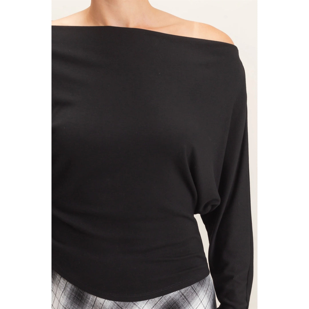 WIDE BOAT NECK DOLMAN SLEEVE TOP