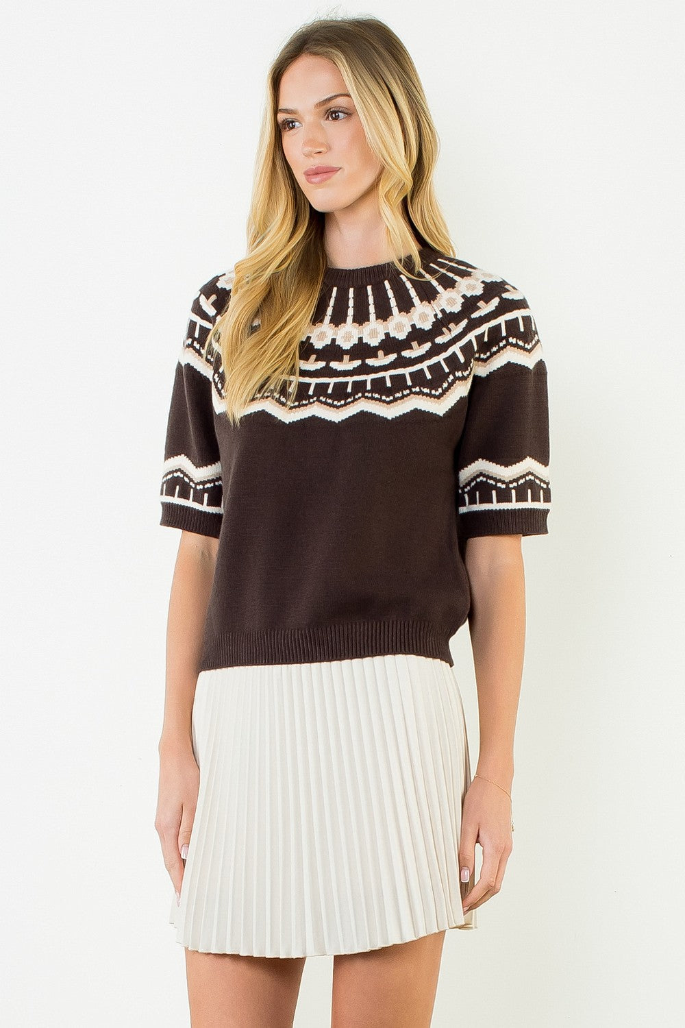 SHORT SLEEVE PATTERN SWEATER