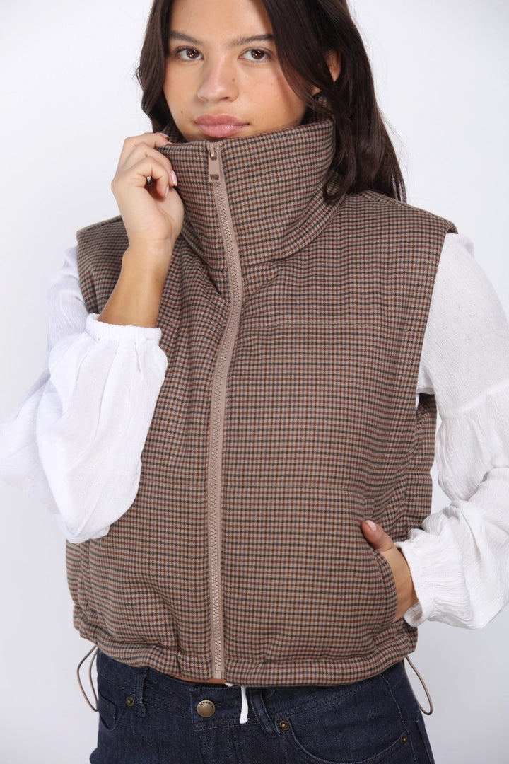 PLAID PUFFER VEST WITH WELT POCKETS