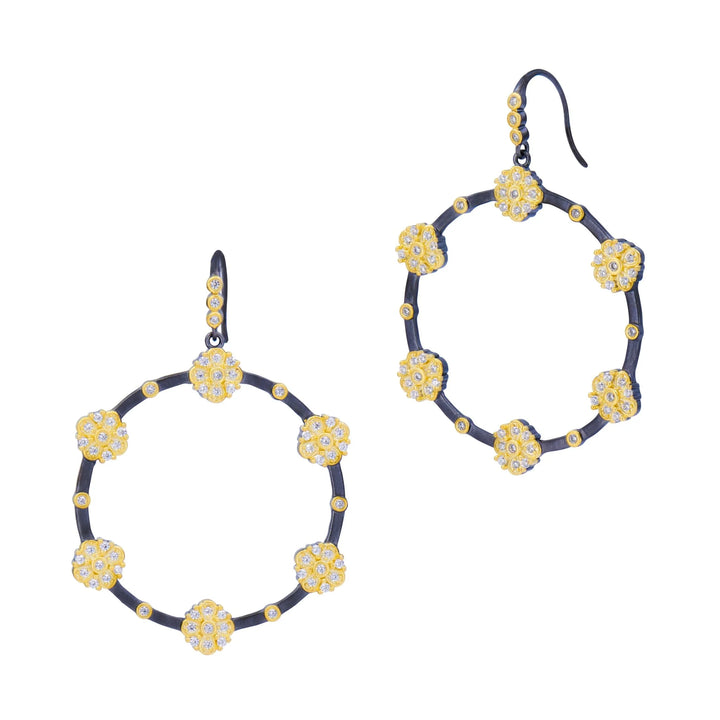 FLOWER POINT OPEN CIRCLE EARRINGS