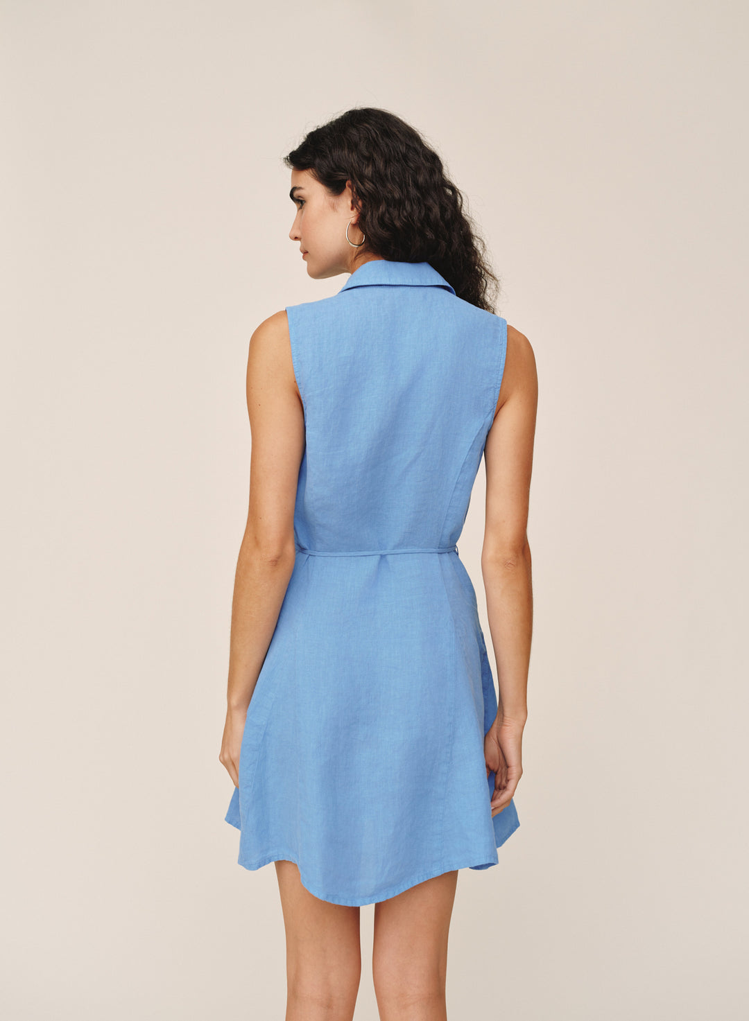 B6789-331-302 - SLEEVELESS SEAMED SHIRT DRESS