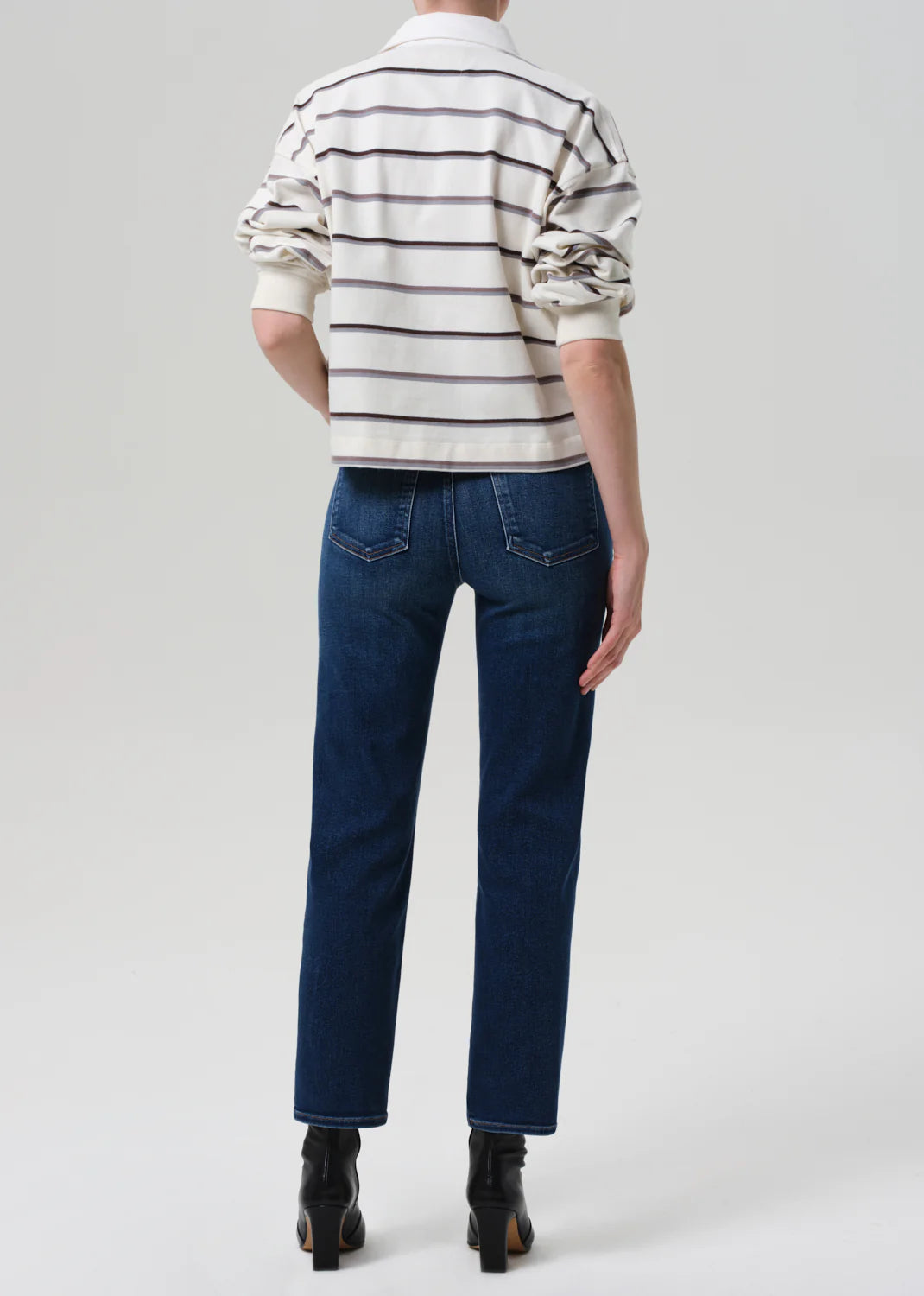 CAIA STRAIGHT IN AMBRY