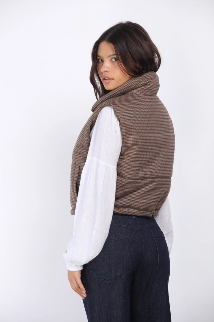 PLAID PUFFER VEST WITH WELT POCKETS