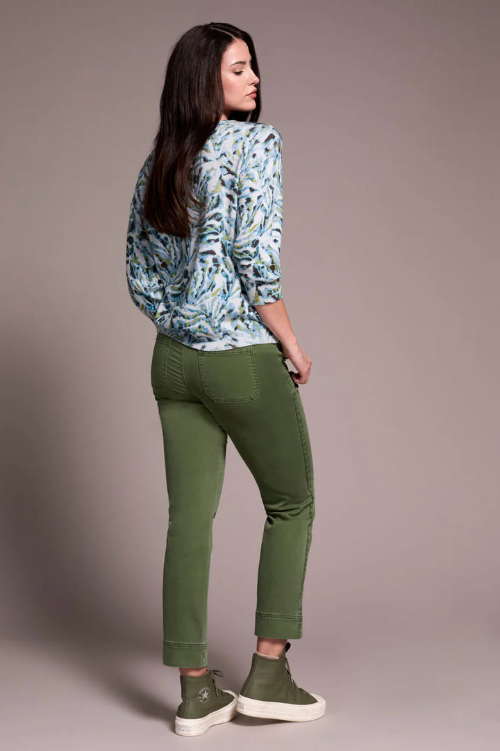 SOFT YARN THREE-QUARTER SLEEVE CREWNECK SWEATER