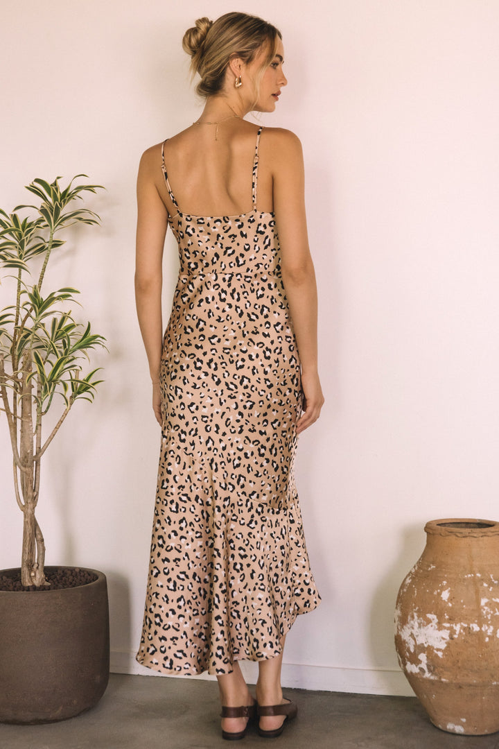 SLEEVELESS LEOPARD SATIN DRESS