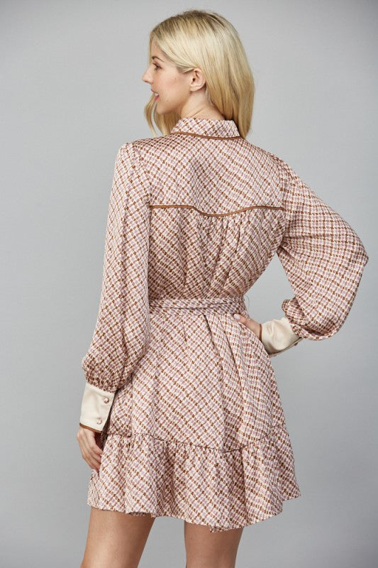 GEO PRINT SATIN TIE WAIST BUTTON DOWN SHIRT DRESS