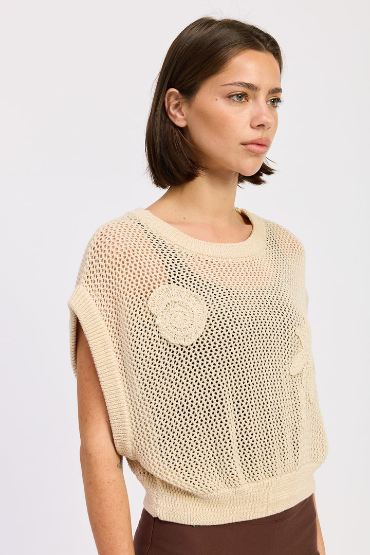 CROCHET PATCH CROP TOP