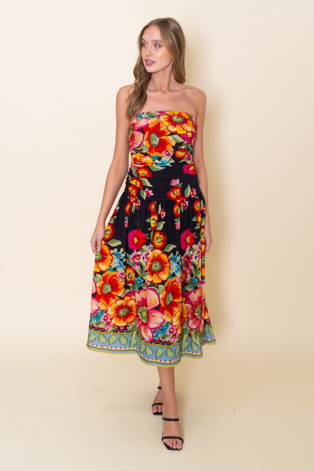 CHIC FLORAL STRAPLESS MAXI DRESS