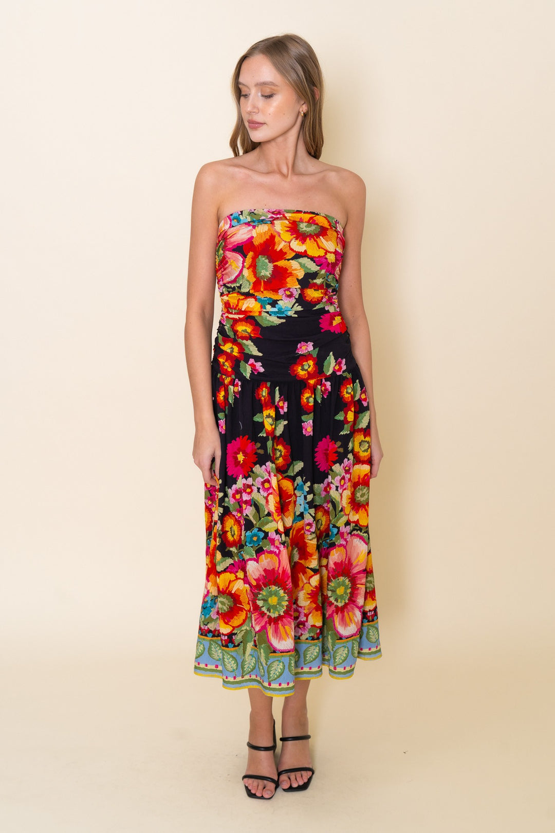 CHIC FLORAL STRAPLESS MAXI DRESS