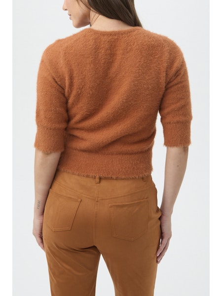 MALIAH FUZZY SWEATER