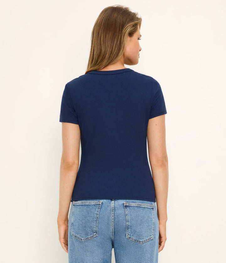 CALLA SCOOPNECK TEE