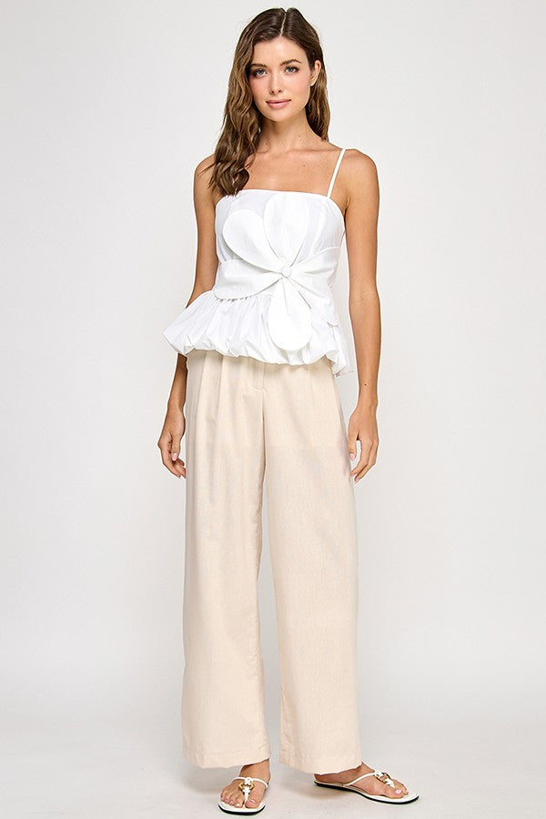 BUBBLED BOTTOM BLOUSE WITH FLOWER PATCH