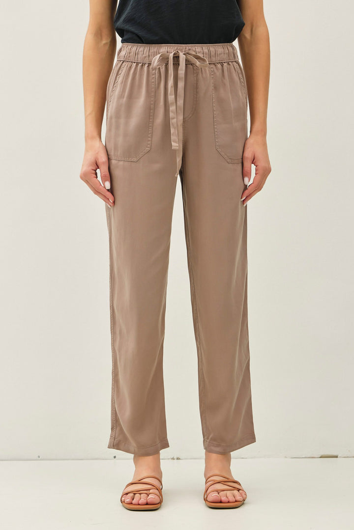 THE LARA TENCEL ANKLE PANTS