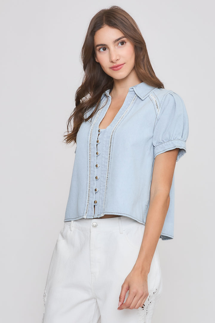 SHORT SLEEVE BUTTON-UP BLOUSE