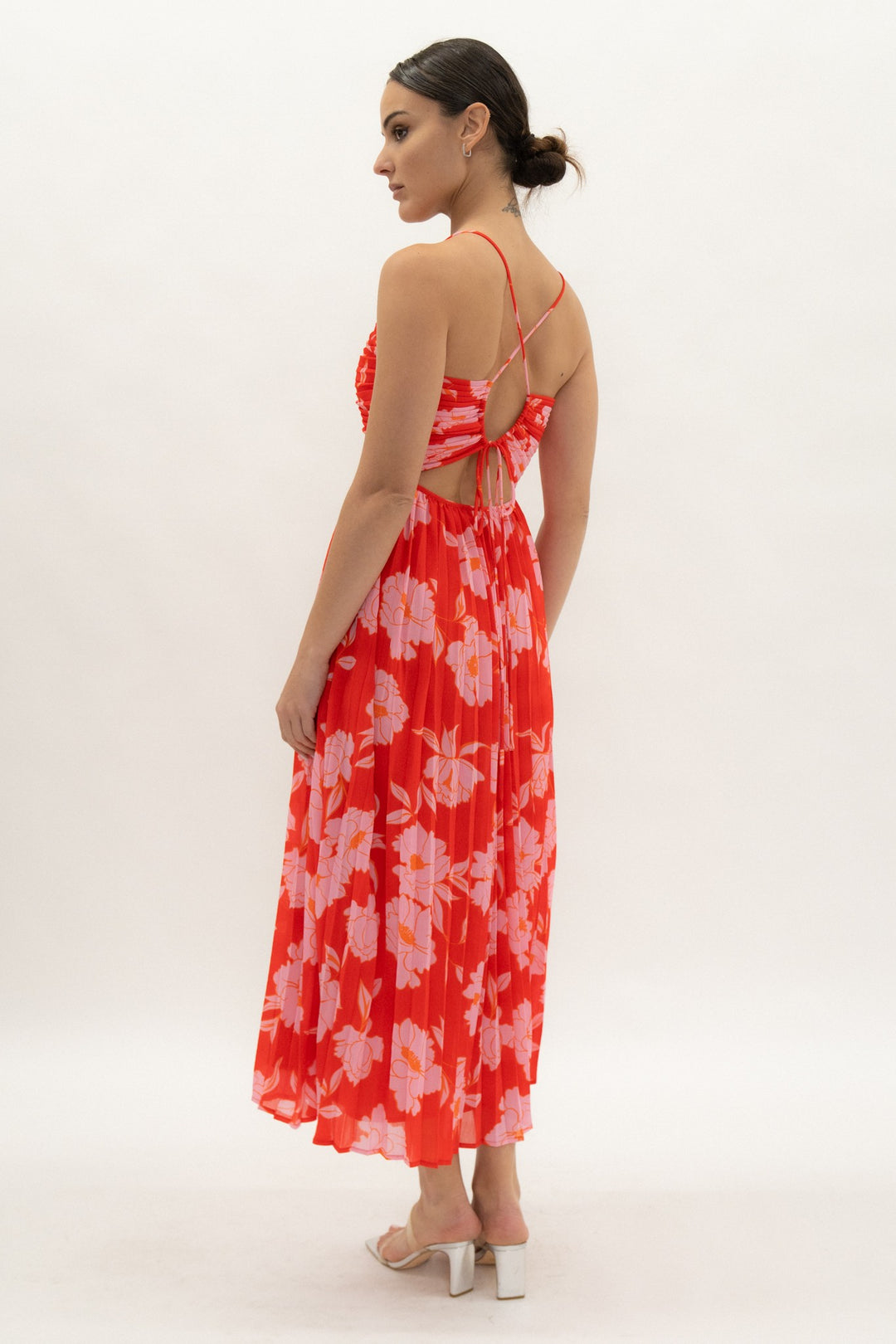PLEATED STRAPPY MIDI DRESS