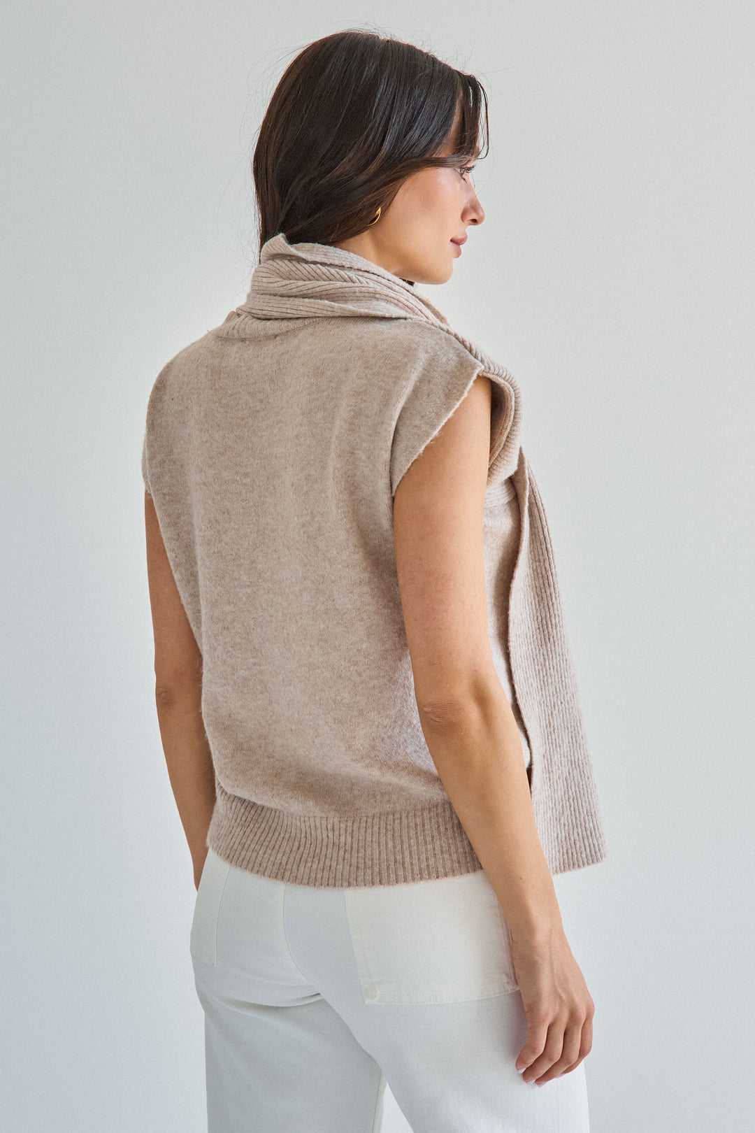 SCARF DETAILED SWEATER TOP