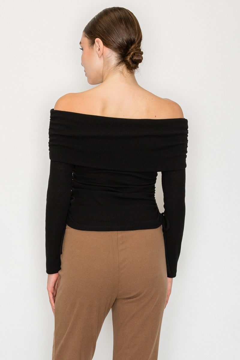 OFF THE SHOULDER KNIT TOP