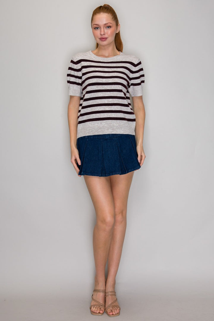 SHORT SLEEVE CREW NECK SWEATER TOP