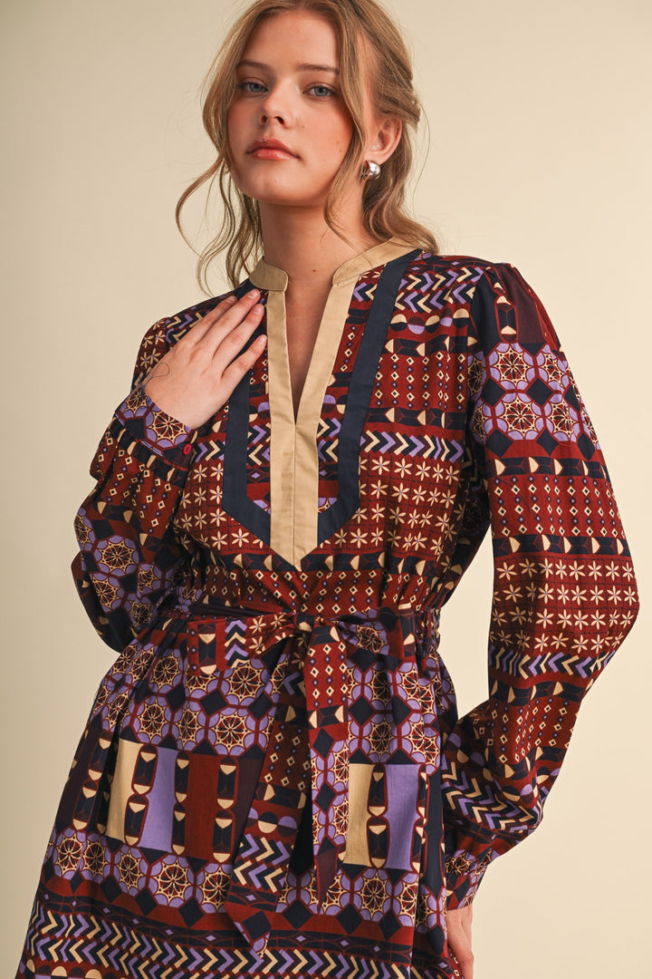 EXCLUSIVE GEOMETRIC PRINT BELTED MINI DRESS