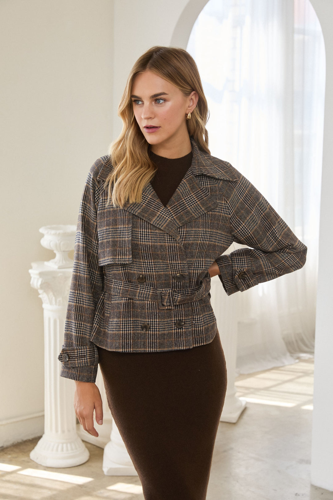 PLAID CROPPED TRENCH JACKET WITH BELT