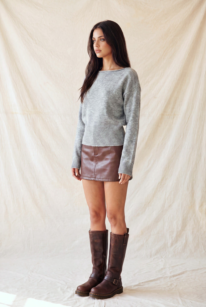 BOAT NECK SWEATER