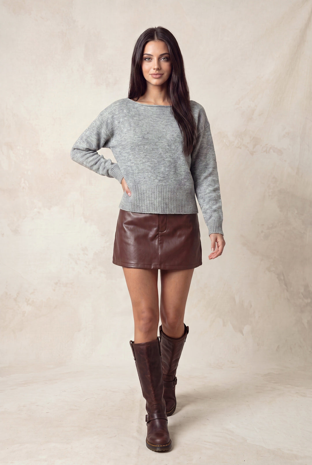 BOAT NECK SWEATER