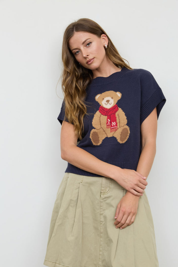 TEDDY BEAR JACQUARD SHORT SLEEVE KNIT SWEATER