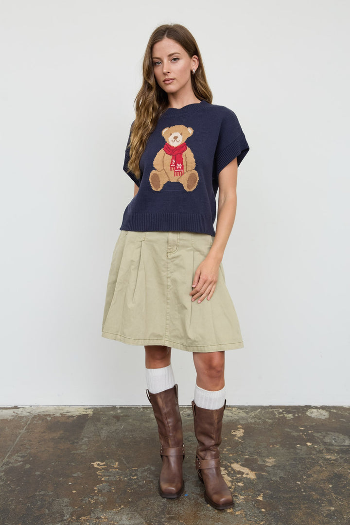 TEDDY BEAR JACQUARD SHORT SLEEVE KNIT SWEATER