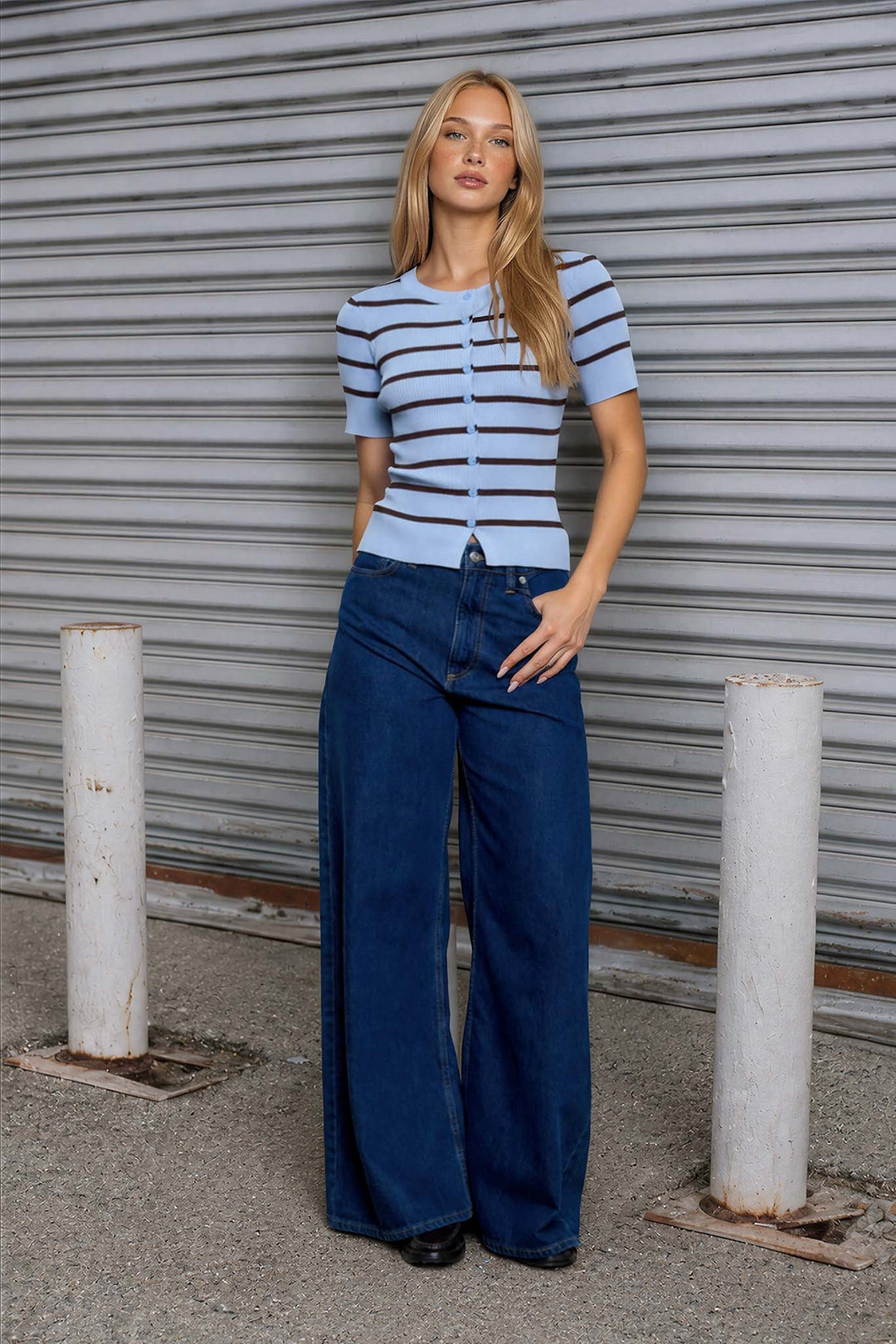 STRIPE BUTTON FRONT SHORT SLEEVE TOP