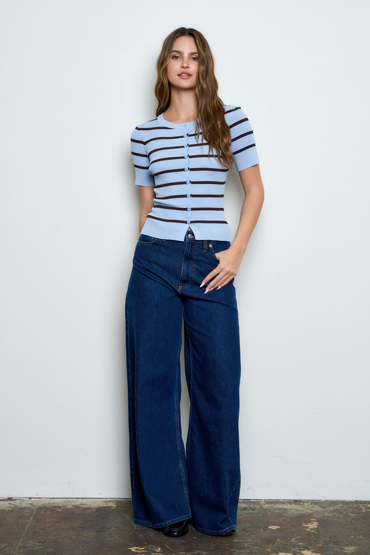 STRIPE BUTTON FRONT SHORT SLEEVE TOP