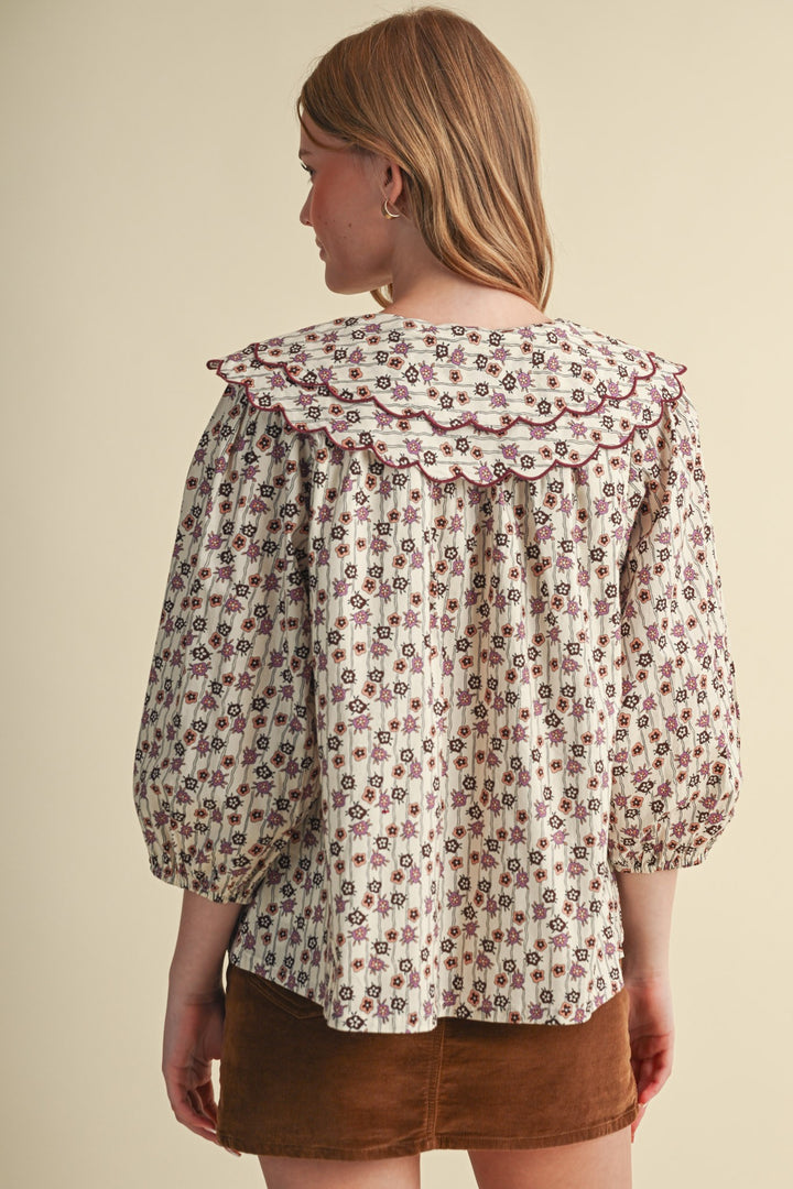 SCALLOPED DOLL COLLAR BUTTON UP FLORAL TOP