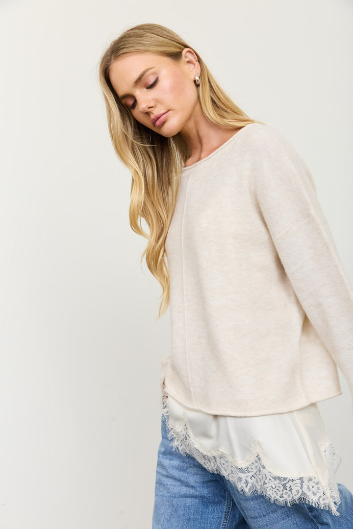 CENTER SEAM ROLLED NECK KNIT SWEATER