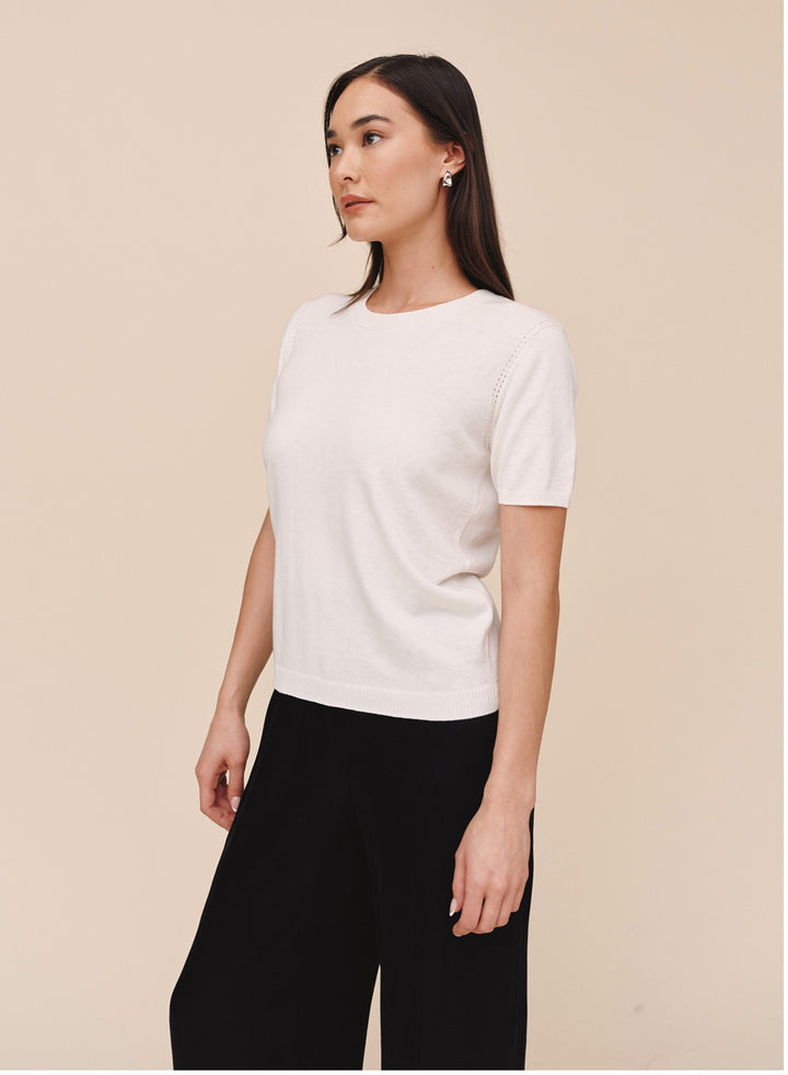 SHORT SLEEVE CREW NECK KNIT TOP