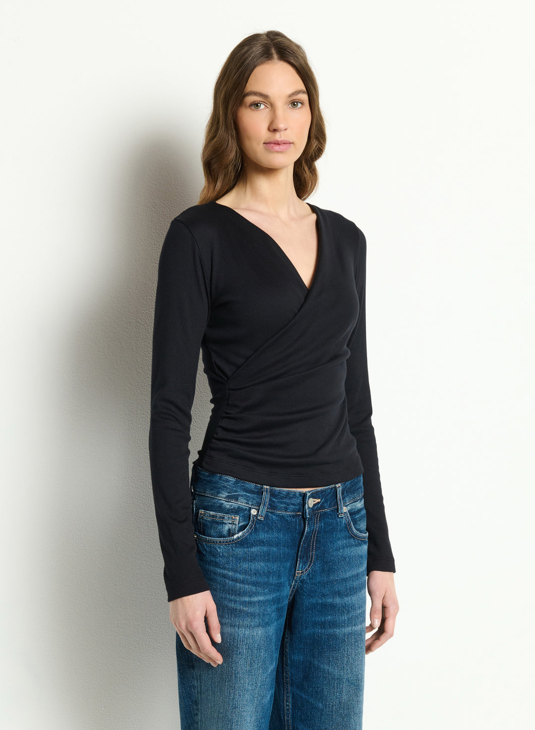 STACIE SHIRRED SURPLICE LONG SLEEVE TOP