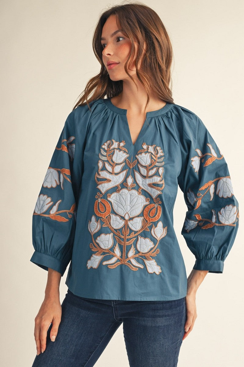 EMBROIDERED BAROQUE FLORAL TOP