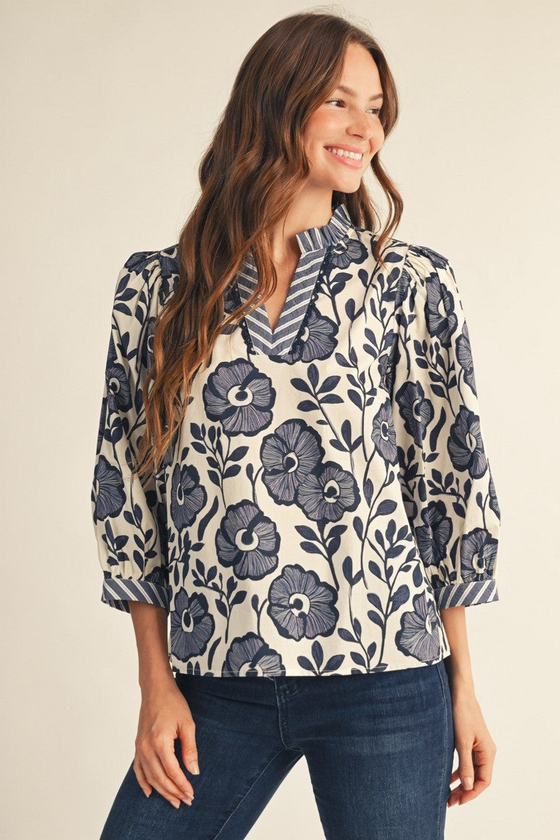 RUFFLED NECKLINE FLORAL TOP
