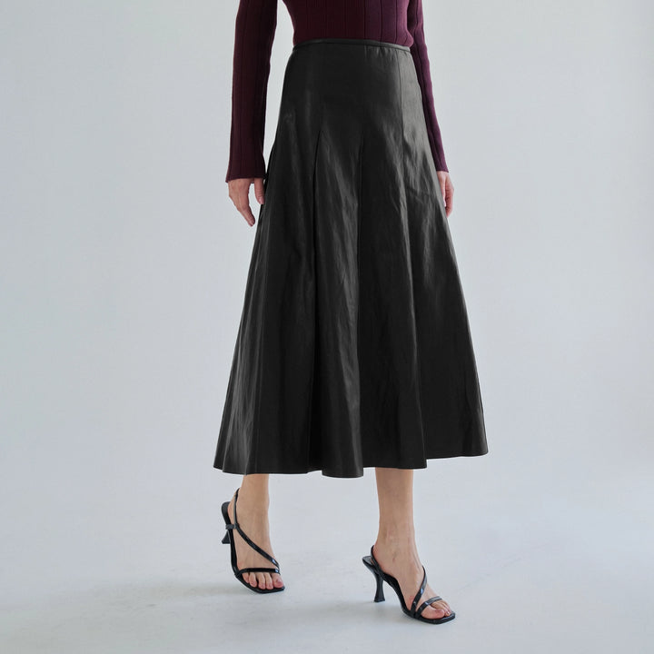 PLEATED SOFT VEGAN LEATHER SKIRT