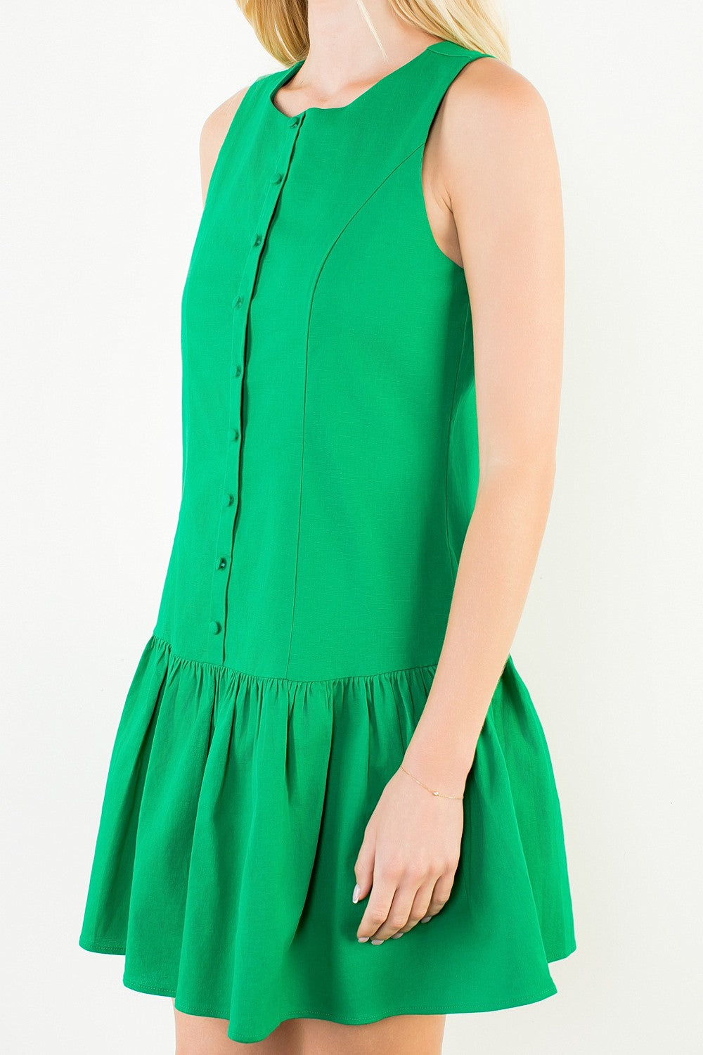 SLEEVELESS BUTTON FRONT DRESS