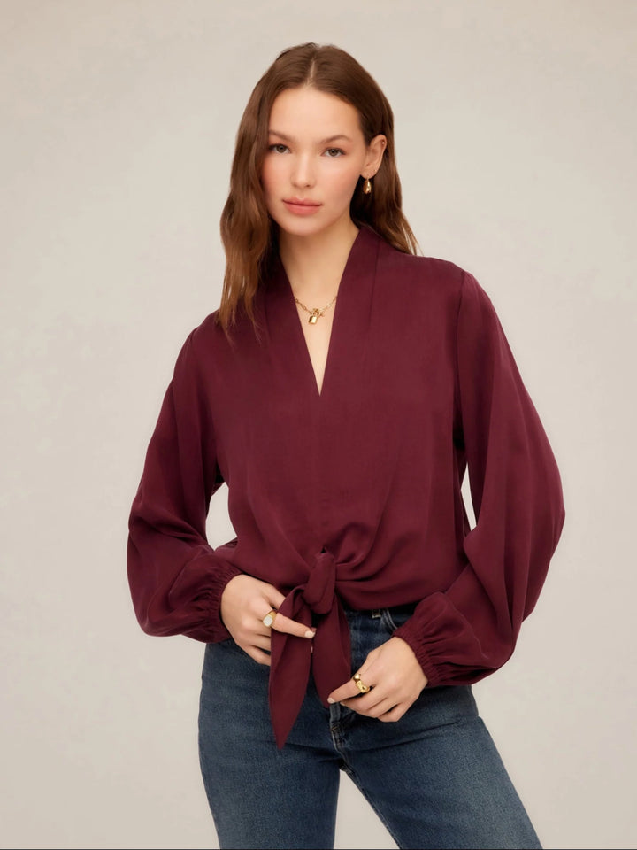 SCARLET TIE FRONT TOP
